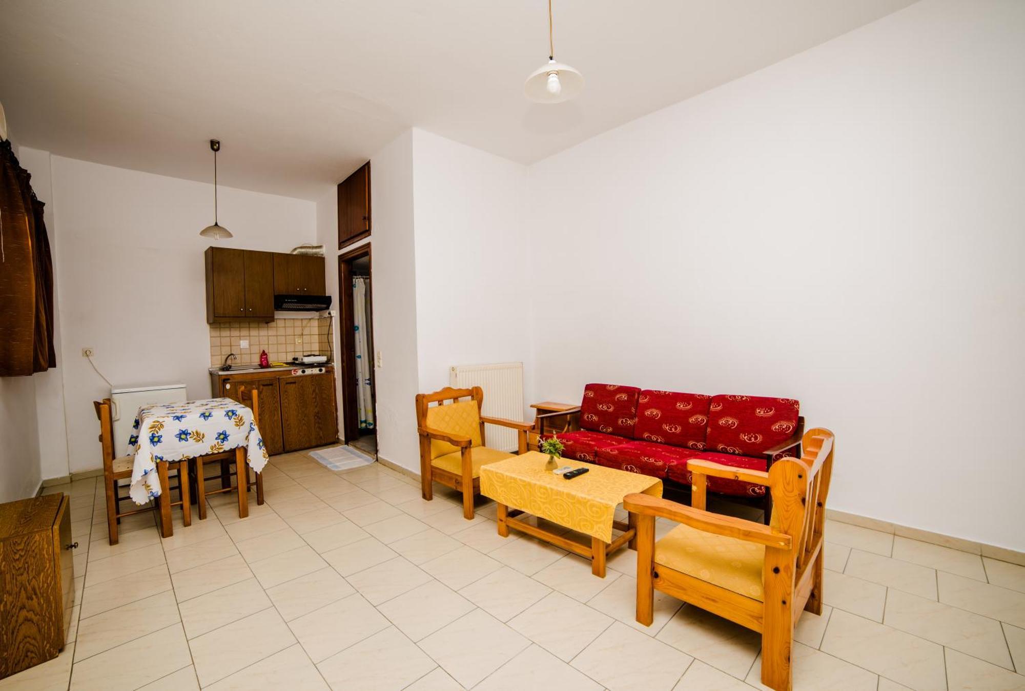 Erato Hotel Apartments Rethymno  Bagian luar foto