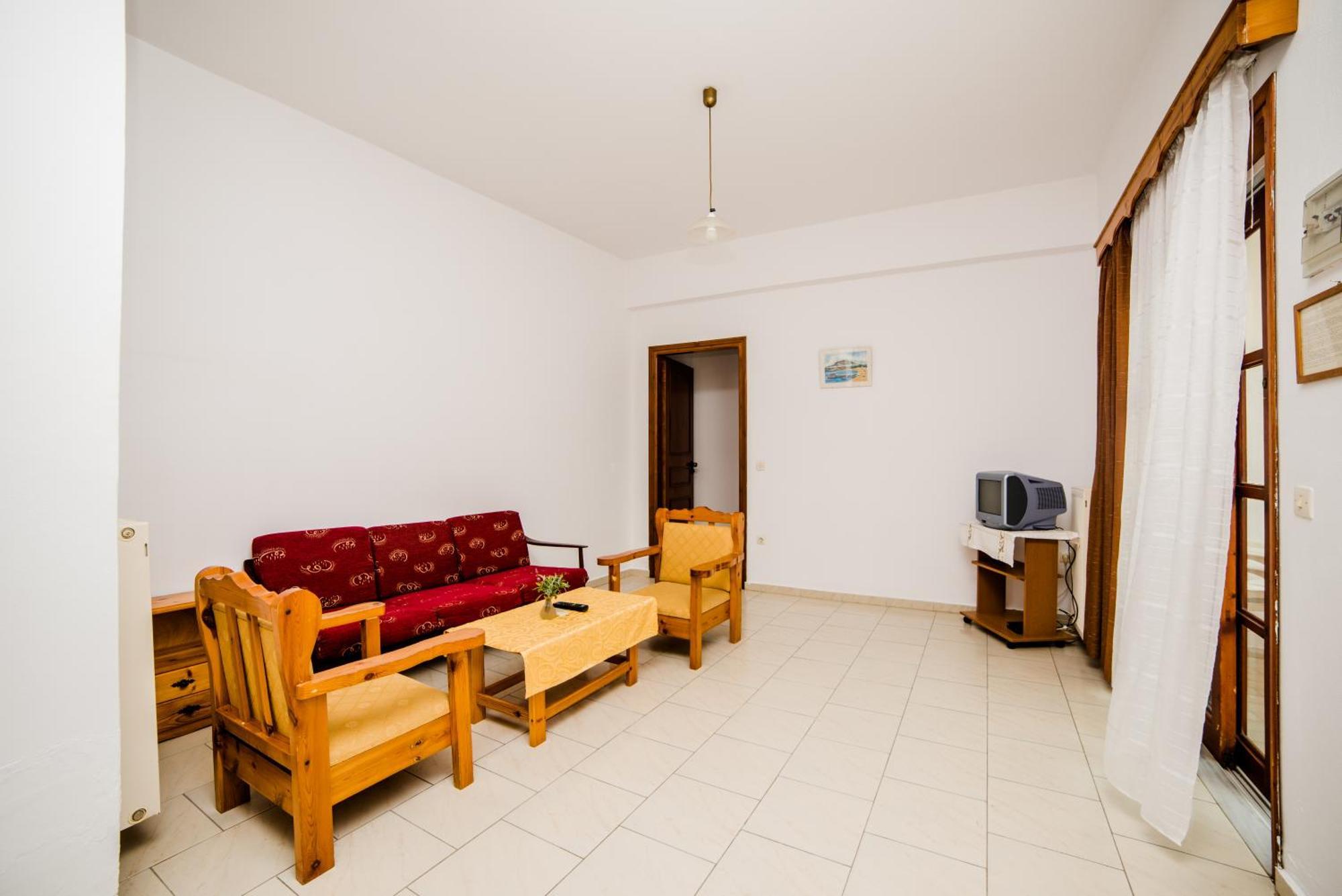 Erato Hotel Apartments Rethymno  Bagian luar foto