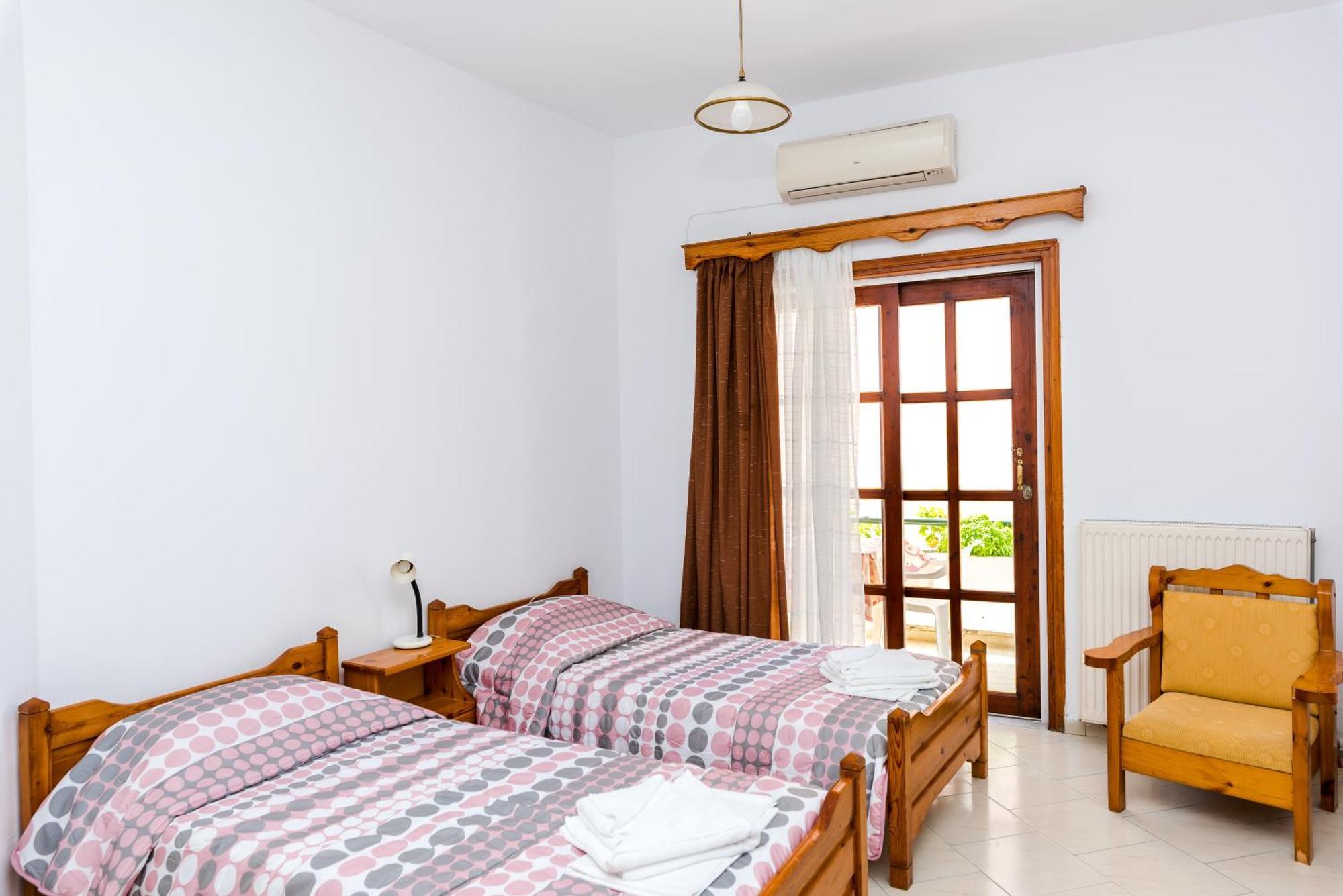 Erato Hotel Apartments Rethymno  Ruang foto