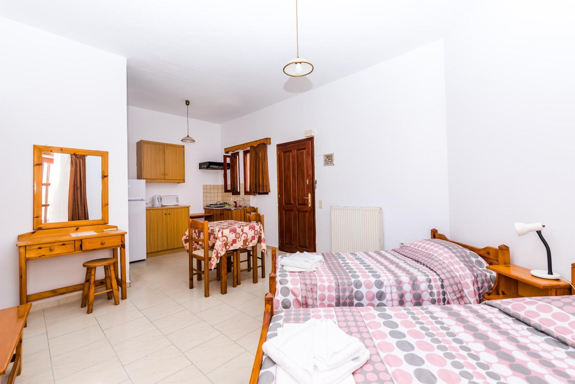 Erato Hotel Apartments Rethymno  Ruang foto